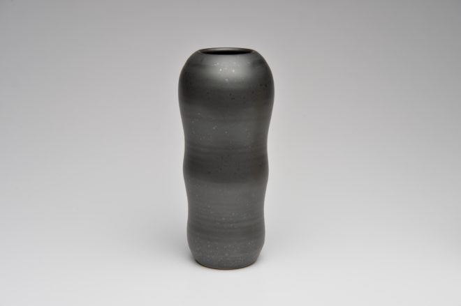 Black Spyder Vase